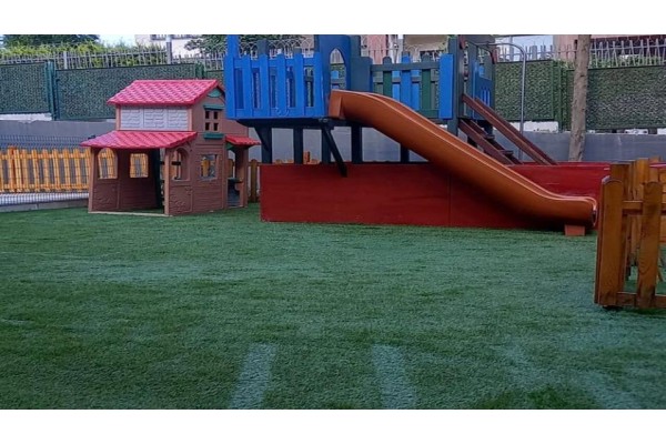 Çim Halı ile Bahar Havası Her Mevsim