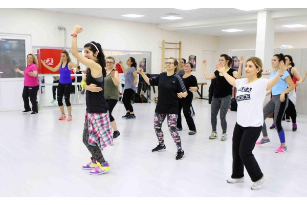 ALTIN KIZLAR ZUMBA’YI ÇOK SEVDİ!