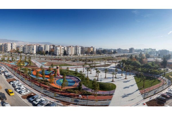 PARK İZMİR CUMARTESİ AÇILIYOR