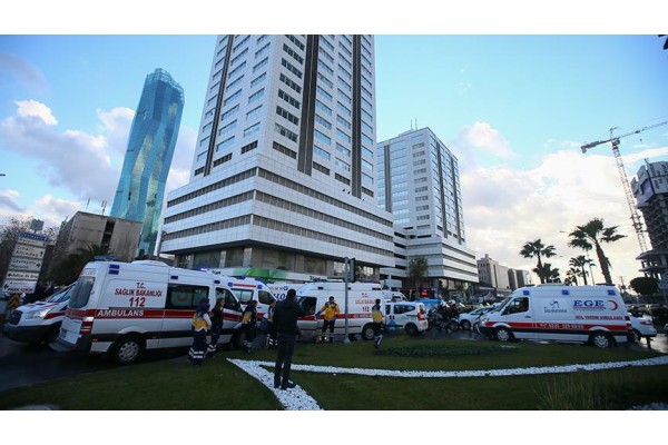 TERÖR İZMİR’İ DE VURDU