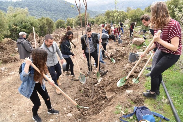 KAYADİBİ’NDE FİDANLAR TOPRAKLA BULUŞTU