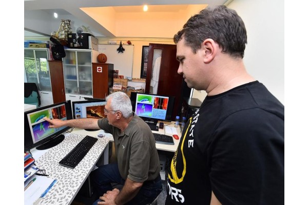 KÖRFEZDE BATIK GEMİ BULUNDU