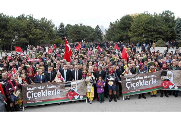 ANNELER GÜNÜ’NE EN ANLAMLI KUTLAMA