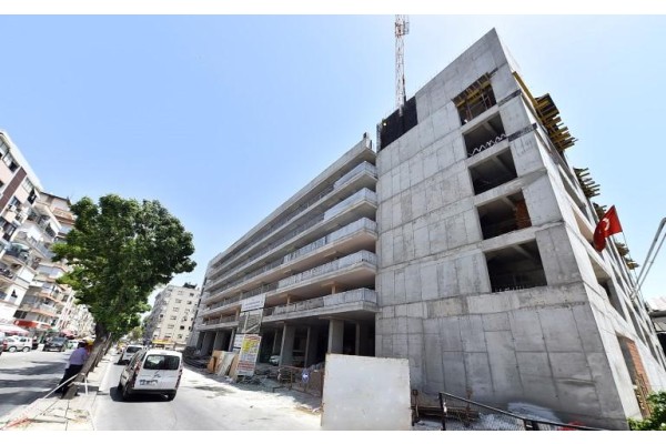 ALAYBEY’E 7 KATLI OTOPARK GELİYOR