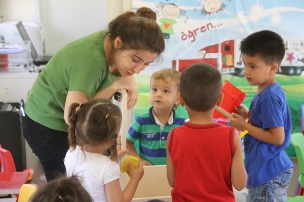 GEZİCİ ÇOCUK DÜNYASI ARACI BERGAMA’DA