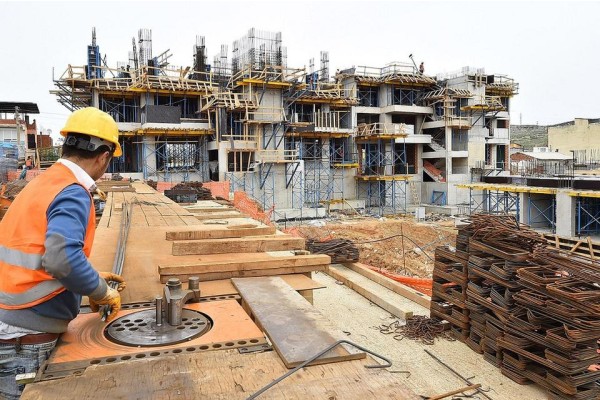 UZUNDERE’DE YENİ BİR DÜNYA KURULUYOR