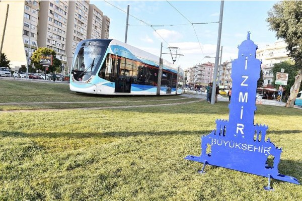 TRAMVAYDA SÖMESTR SEFERBERLİĞİ