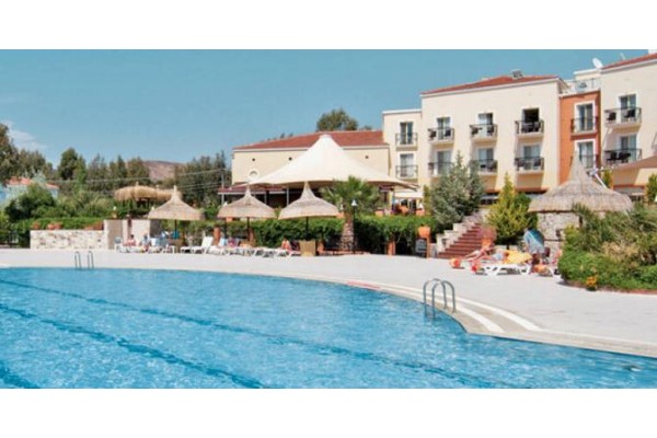 İNGİLİZLER BU YIL FOÇA’YA TATİLE GELMİYOR