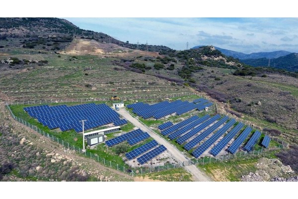 KARŞIYAKA ENERJİSİNİ GÜNEŞTEN ALIYOR