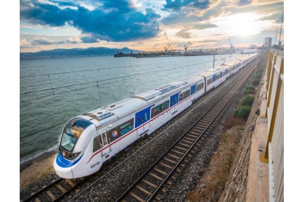 BÜYÜKŞEHİR'DEN BAYRAM HEDİYESİ