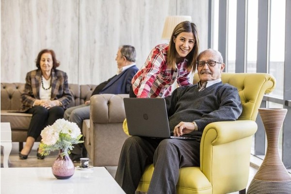 KEYİFLİ YAŞLANMANIN ANAHTARI İZMİR’DE