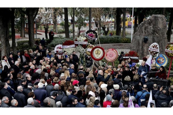 ZÜBEYDE HANIM ÖLÜMÜNÜN 94. YILINDA ANILDI