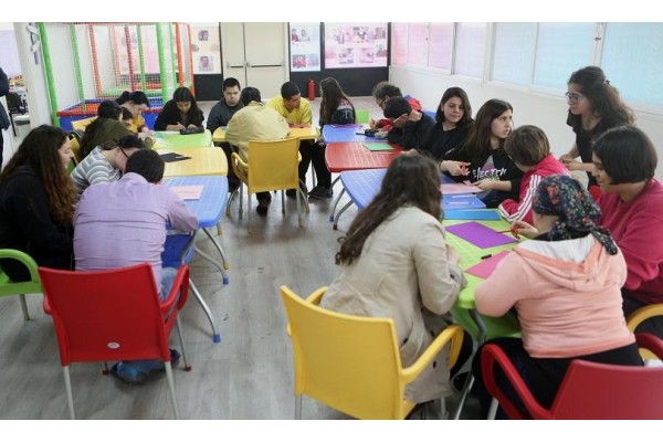 GENÇLERDEN ANLAMLI PROJE