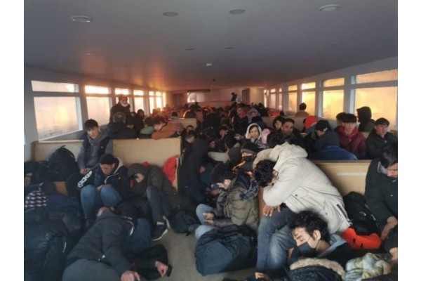 278 DÜZENSİZ GÖÇMEN KURTARILDI