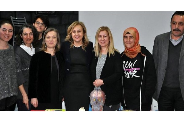 PROF. DR. ŞENGÜL, “BEYNİNİZİ İYİ TANIYIN!”