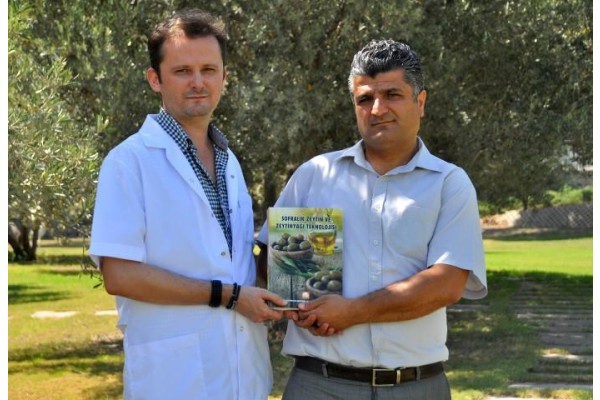 ZEYTİNCİLİĞİN KİTABINI YAZDILAR