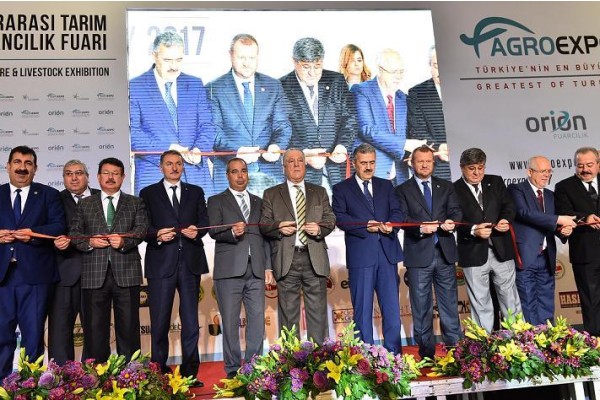 TARIM SEKTÖRÜ İZMİR'DE BULUŞTU