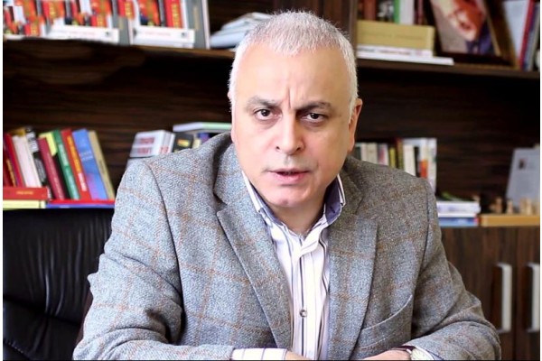 MERDAN YANARDAĞ KARŞIYAKA’DA