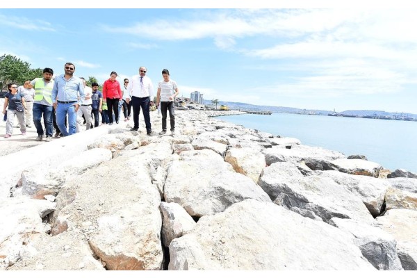 BAYRAKLI'YA ALTIN DOKUNUŞ