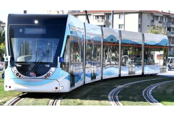 KONAK TRAMVAYI ALSANCAK GARI'YLA BULUŞUYOR