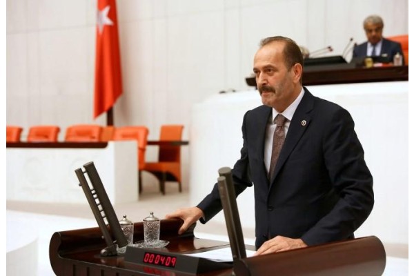 ‘ÇİFTÇİLER BORÇLARINA YENİ ERTELEME İSTİYOR’