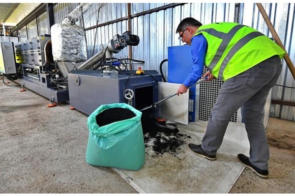 BİTKİ ATIKLARI EKONOMİYE KAZANDIRILIYOR