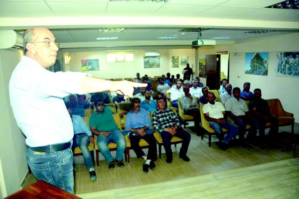 GEMİ GERİ DÖNÜŞÜM İŞÇİLERİNE İŞ GÜVENLİĞİ EĞİTİMİ