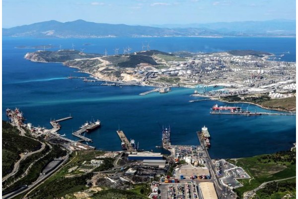 En fazla yük Aliağa’da elleçlendi