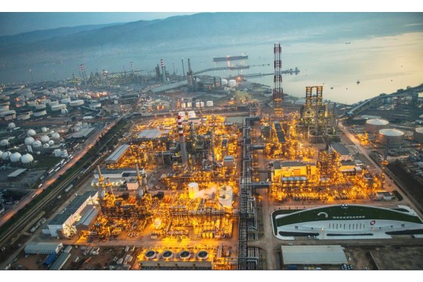 TÜPRAŞ'IN TOPLAM SATIŞLARI GEÇEN YIL ARTTI