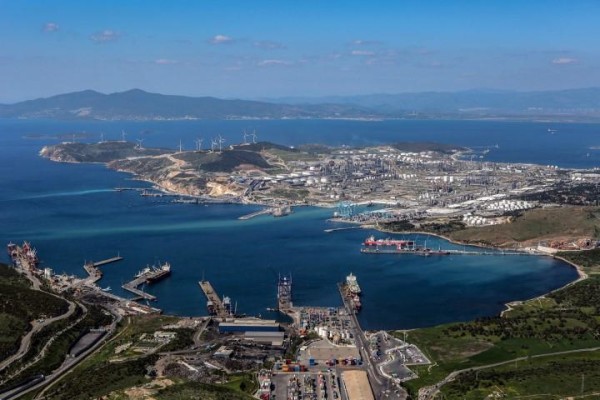 Aliağa limanları yük elleçlemede ikinci sırada