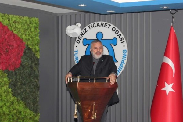 “Aliağa Limanları elleçlemede birinci sırada”