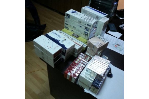 EMNİYETTEN KAÇAK SİGARA OPERASYONU