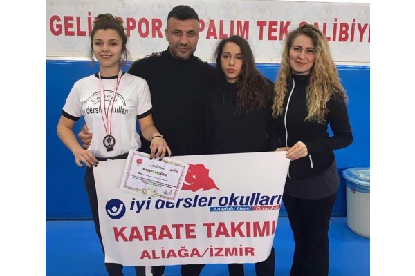 İYİ DERSLER OKULLARINDAN BÜYÜK BAŞARI