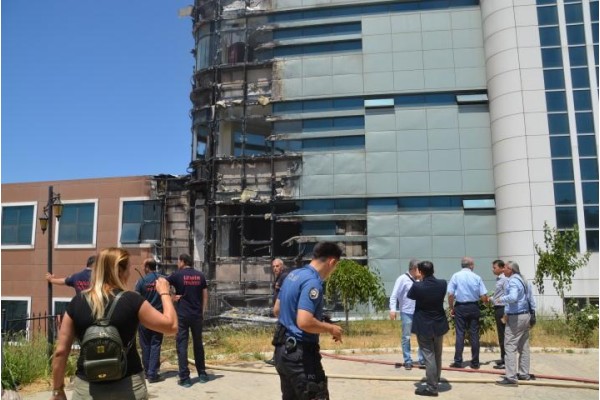 HEYDAR ALİYEV’DE YANGIN PANİĞİ