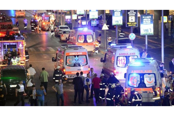 ÜNİVERSİTELER SALDIRIYI KINADI