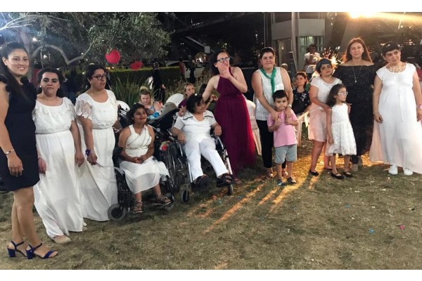 ÖZEL KIZLARA TEMSİLİ KINA GECESİ