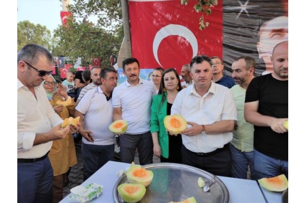 Sucahlı kavunu festivalle tanıtıldı