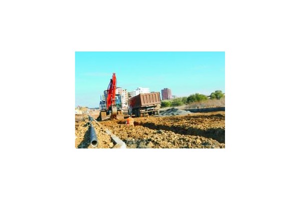 İÇME SUYU ŞEBEKE YENİLEME ÇALIŞMALARI SÜRÜYOR