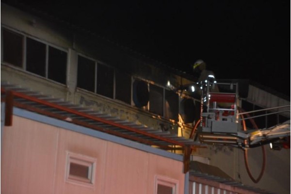 KALIP FABRİKASINDA YANGIN ÇIKTI