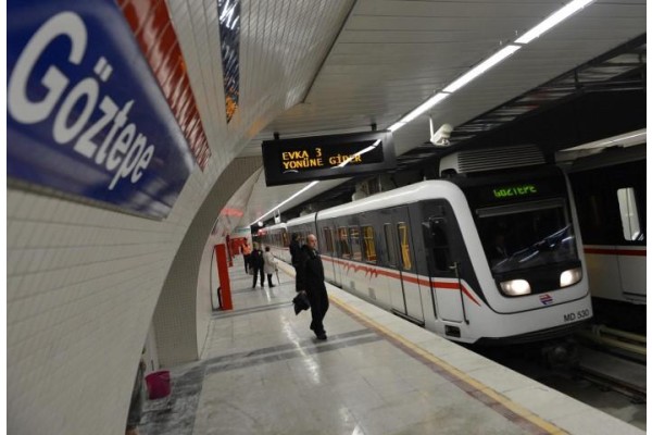 METRO VE TRAMVAYDA DA GREV KAPIDA