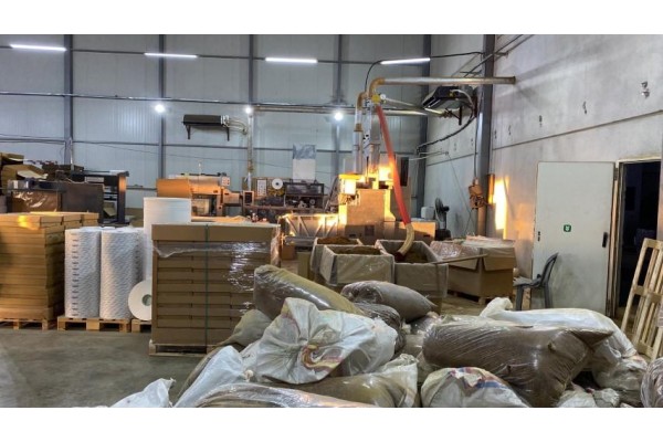 KAÇAK SİGARA FABRİKASINA BASKIN