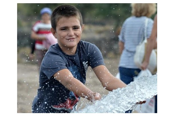 BERGAMA VE KINIK’A İZSU MÜJDESİ