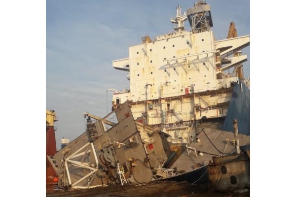 EMNİYETTEN KAÇAK AKARYAKIT OPERASYONU