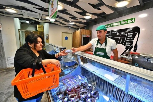 Siparişini ver, “İzmirli” ürünleri kapına gelsin