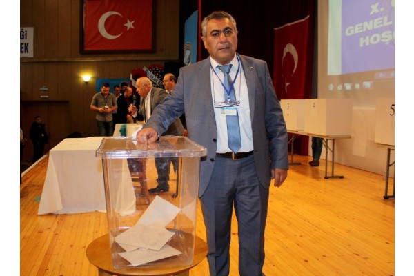 AHMET OKTAY YENİDEN BAŞKAN