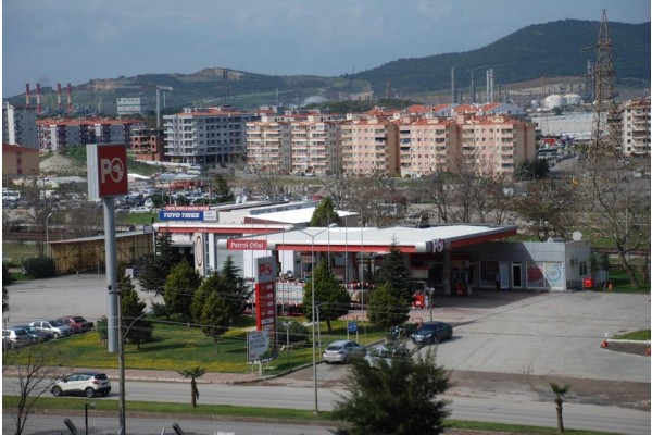 ‘BELEDİYENİN KURUMSAL KİMLİĞİNE YAKIŞMADI’