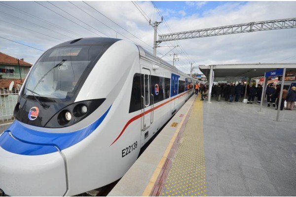 İZBAN’DA AKTARMA KALKTI