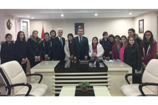 ÖĞRENCİLER ‘15 TEMMUZ ZAFERİ’Nİ ANLATTI