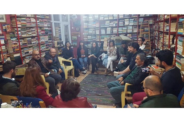 ÖZDEMİR ASAF ŞİİRLERİYLE ‘SIĞINAK’TAYDI