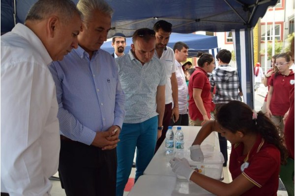 ÇAPA KOLEJİ’NDEN “BİLİM ŞENLİĞİ”